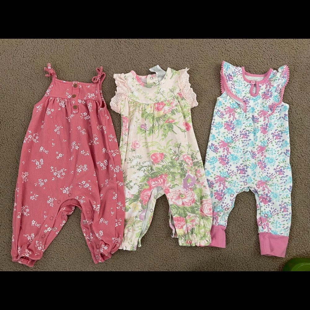 Baby clothes